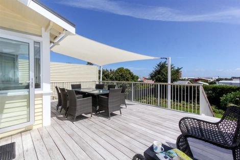 Photo of property in 117 Pendarves Street, New Plymouth, 4312
