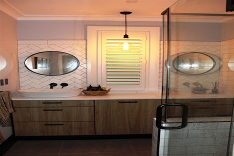 Photo of property in 59 Cliffs Road, Saint Clair, Dunedin, 9012