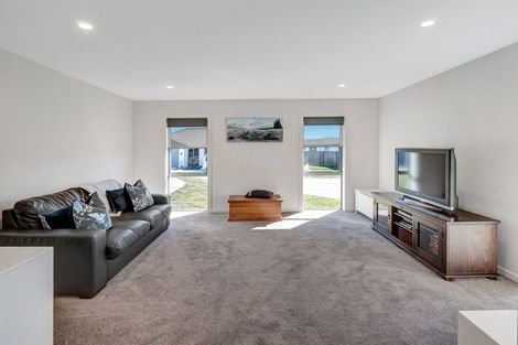 Photo of property in 7e Whakatomo Place, Havelock North, 4130