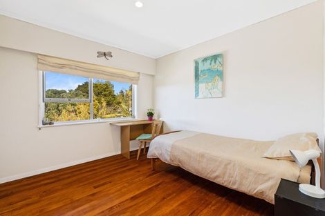 Photo of property in 13 Mcdowell Crescent, Hillcrest, Auckland, 0627