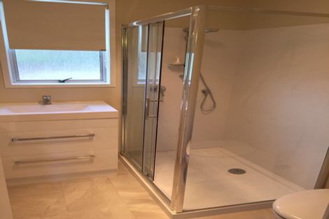 Photo of property in 34 Gladys Avenue, Glenfield, Auckland, 0629