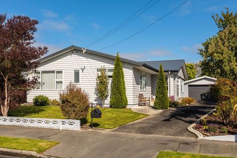 Photo of property in 35 Delph Street, Avonhead, Christchurch, 8042