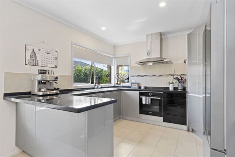 Photo of property in 17 Tatahi Cove, Papamoa Beach, Papamoa, 3118