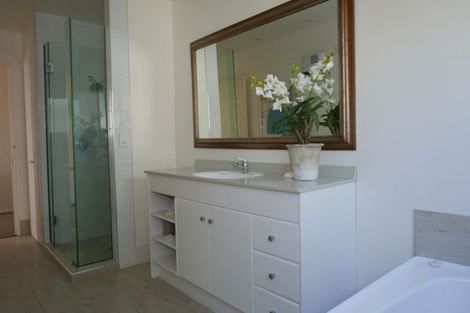 Photo of property in 104 Cannon Hill Crescent, Mount Pleasant, Christchurch, 8081