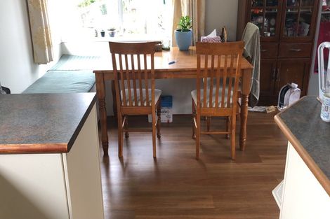 Photo of property in 17 Babington Place, Torbay, Auckland, 0630