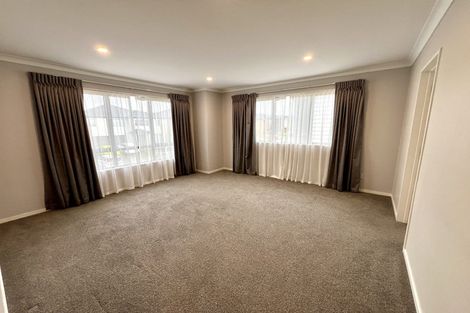 Photo of property in 22 Eastfield Avenue, Flat Bush, Auckland, 2019