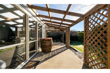 Photo of property in 165 Dunns Road, Otatara, Invercargill, 9879