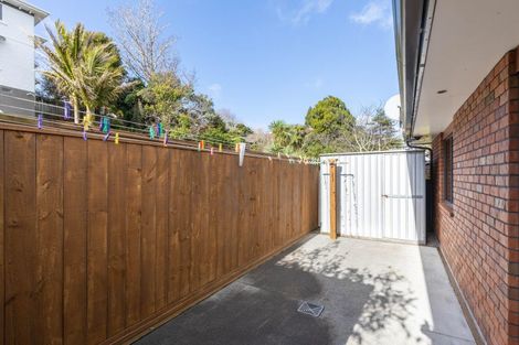 Photo of property in 58e Gilbert Street, New Plymouth, 4310