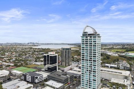 Photo of property in Sentinel Apartments, 2201/3 Northcroft Street, Takapuna, Auckland, 0622