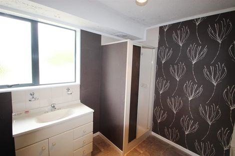 Photo of property in 50 Morton Street, Edendale, 9825