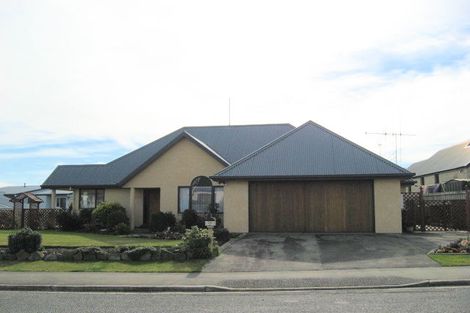 Photo of property in 76 Temple Crescent, Gleniti, Timaru, 7910