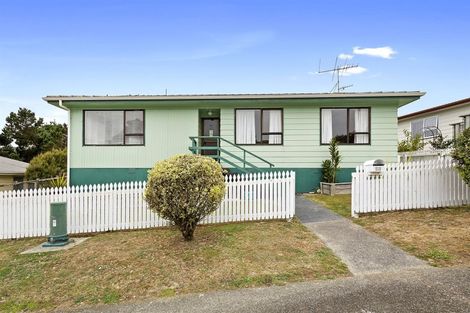 Photo of property in 23 Nassau Avenue, Grenada North, Wellington, 5028