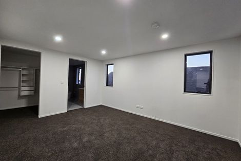 Photo of property in 8 Lewis Road, Pakuranga, Auckland, 2010