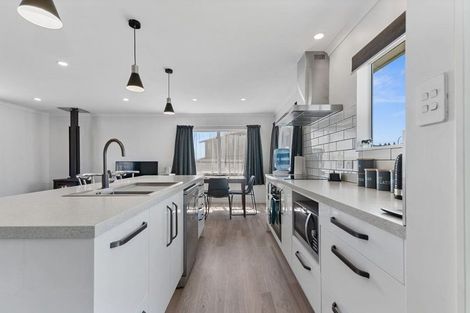 Photo of property in 14b Pohutukawa Drive, Owhata, Rotorua, 3010