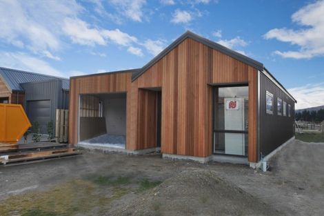 Photo of property in 34 Obelisk Street, Wanaka, 9305