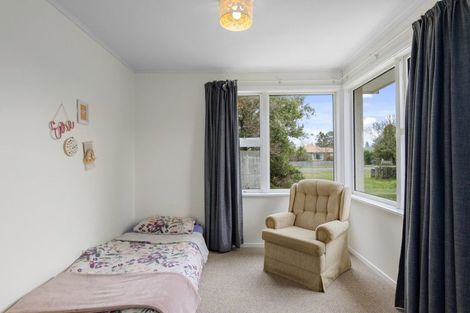 Photo of property in 10 Longden Street, Darfield, 7510