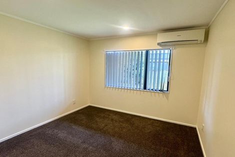 Photo of property in 24a Reeves Road, Pakuranga, Auckland, 2010
