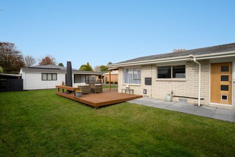 Photo of property in 317 Shakespeare Street, Leamington, Cambridge, 3432