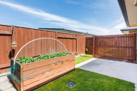 Photo of property in 14 Lorenzo Place, Kelvin Grove, Palmerston North, 4414