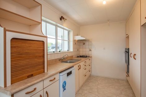 Photo of property in 68 Highbury Drive, Levin, 5510