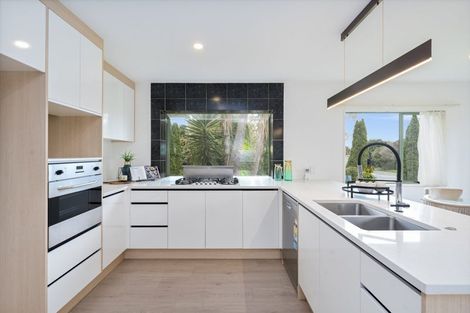 Photo of property in 2 Ferngrove Avenue, Ranui, Auckland, 0612