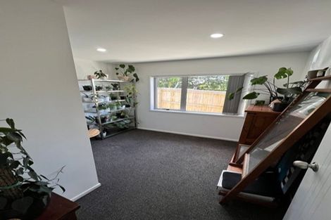 Photo of property in 78a Lincoln Park Avenue, Massey, Auckland, 0614