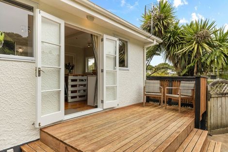Photo of property in 23a Thames Street, Welbourn, New Plymouth, 4310