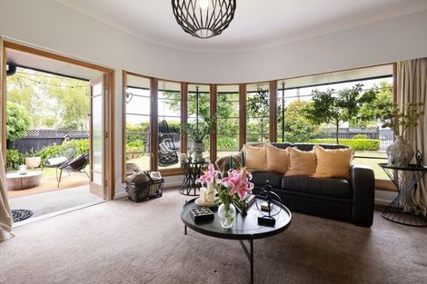 Photo of property in 27 Alfred Street, Fairfield, Hamilton, 3214