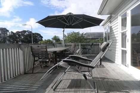 Photo of property in 11 Muriwai Drive, Whakatane, 3120