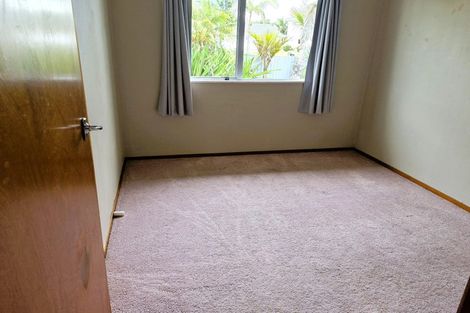 Photo of property in 20 Manaia View Road, One Tree Point, 0118