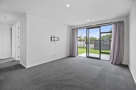 Photo of property in 105 Manakura Street, Russley, Christchurch, 8042