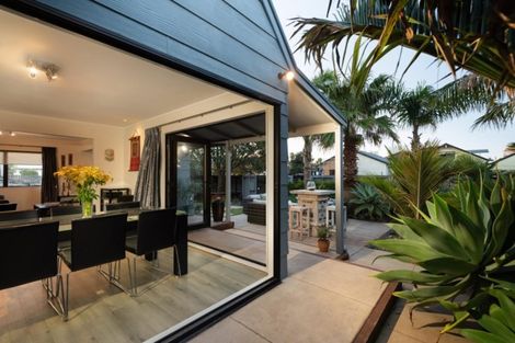 Photo of property in 128 Dickson Road, Papamoa Beach, Papamoa, 3118