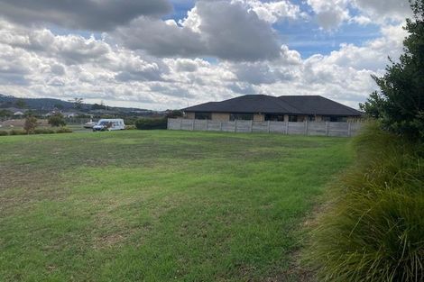 Photo of property in 1 Floyd Road, Riverhead, 0820