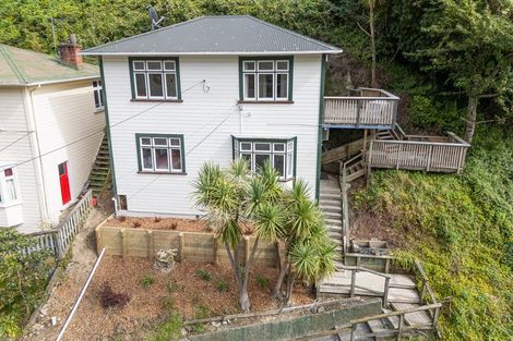 Photo of property in 40 Holloway Road, Aro Valley, Wellington, 6021