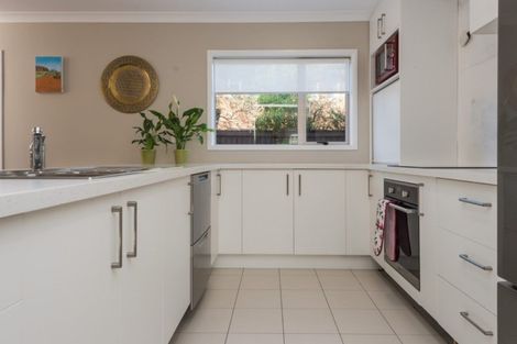 Photo of property in 2 Seclusion Lane, Parklands, Christchurch, 8083