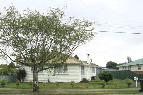 Photo of property in 21 Charles Street, Clouston Park, Upper Hutt, 5018