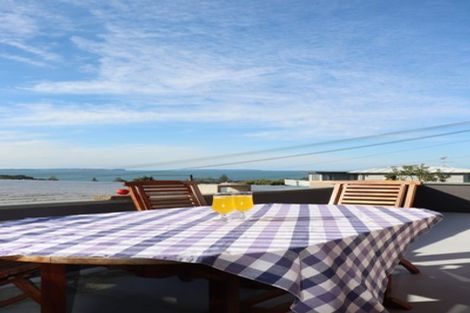 Photo of property in 2/47 Braemar Road, Rothesay Bay, Auckland, 0630