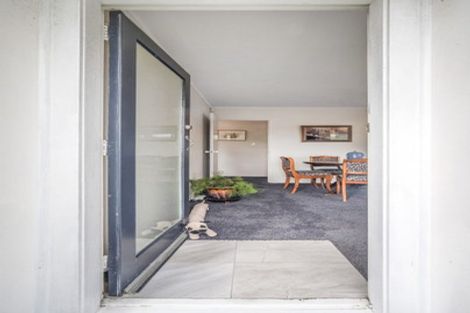 Photo of property in 1/5 Himalaya Drive, Half Moon Bay, Auckland, 2012