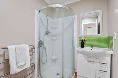 Photo of property in 15 Eton Drive, Hillcrest, Hamilton, 3216