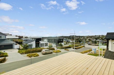 Photo of property in 6 Greenlink Rise, Long Bay, Auckland, 0630