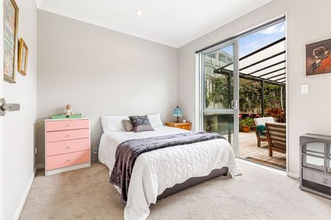 Photo of property in 9 Korihi Drive, Swanson, Auckland, 0614