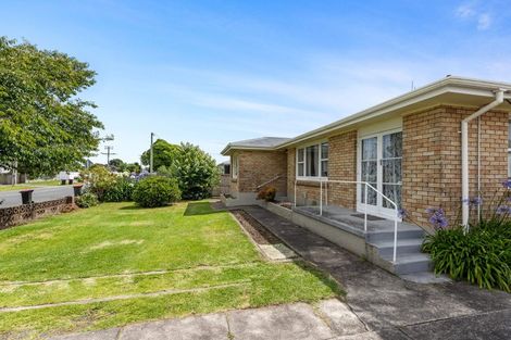 Photo of property in 15a Watling Street, Gate Pa, Tauranga, 3112