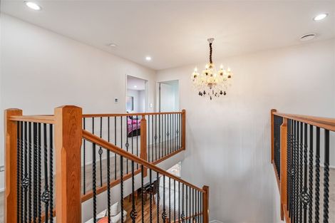 Photo of property in 1c Babich Road, Henderson Valley, Auckland, 0614