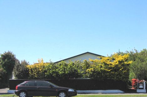 Photo of property in 122 Farrington Avenue, Bishopdale, Christchurch, 8053