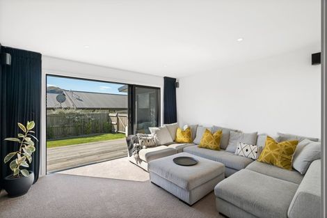 Photo of property in 9 Centre Crescent, Wanaka, 9305