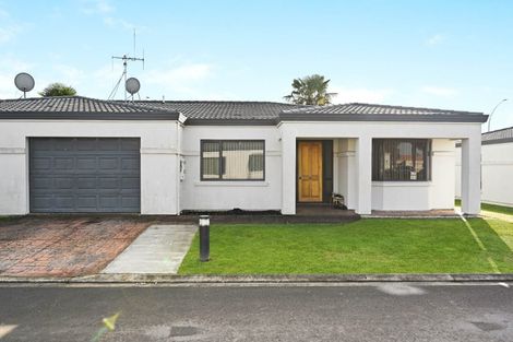 Photo of property in 14 Sudbury Court, Rototuna North, Hamilton, 3210