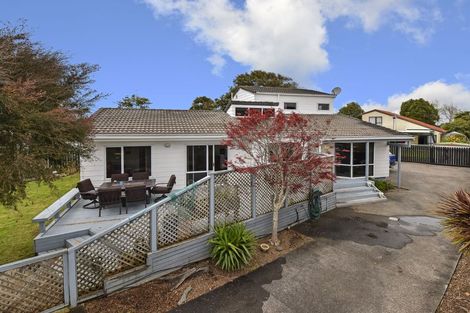 Photo of property in 30 Hadley Wood Drive, Wattle Downs, Auckland, 2103