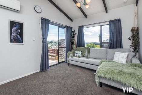 Photo of property in 6a Tarawera Road, Johnsonville, Wellington, 6037