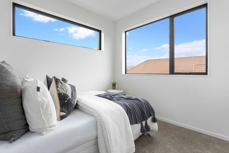 Photo of property in 18b Dana Place, Somerville, Auckland, 2014