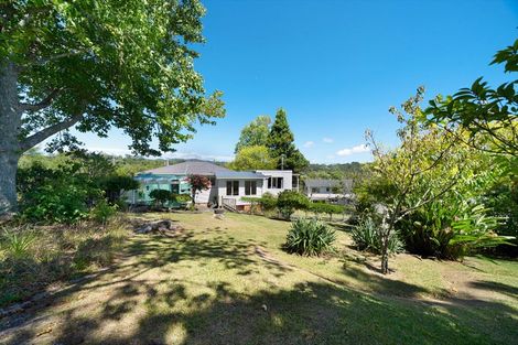 Photo of property in 12 Carter Road, Oratia, Auckland, 0604